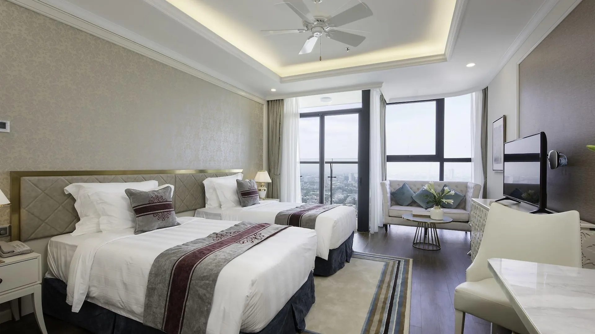 Melia Vinpearl Nha Trang Empire Hotel 5*,  Vietnam