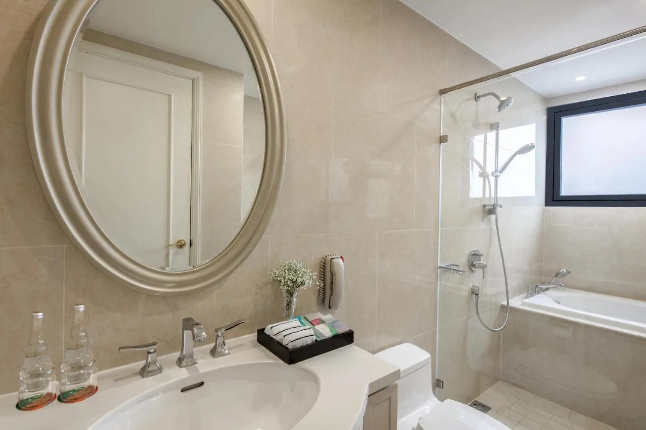 Melia Vinpearl Nha Trang Empire Hotel 5*,