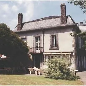 https://la-source-du-mont.hotels-rhonealpes.com