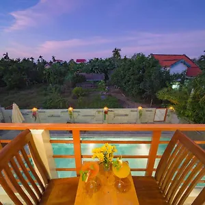 https://herbal-tea-homestay.hotelsofhoian.com