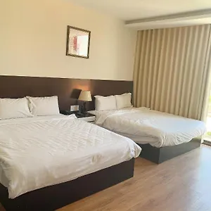 Apple Hotel