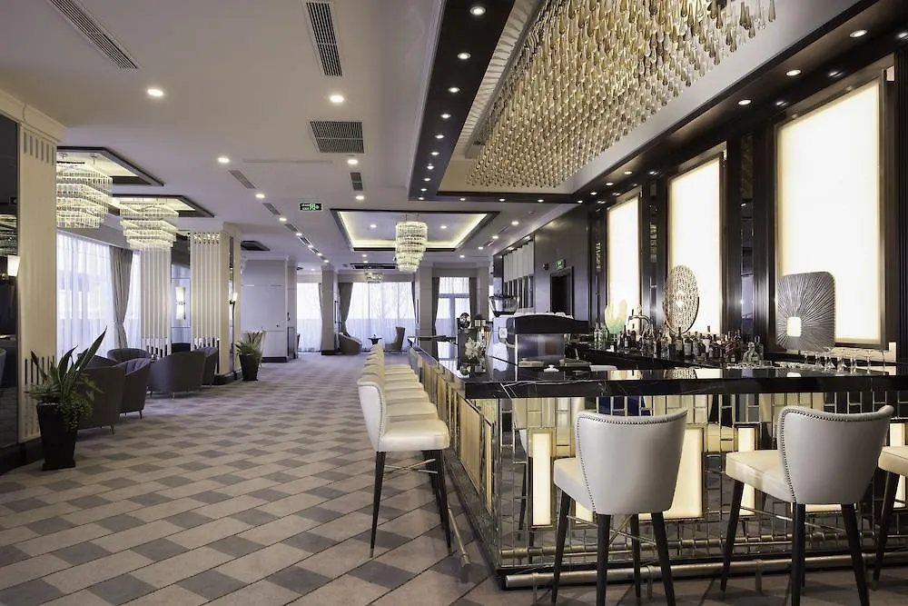 Hotel Melia Vinpearl Nha Trang Empire