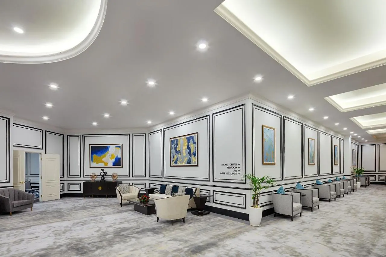 Hotel Melia Vinpearl Nha Trang Empire 5*,