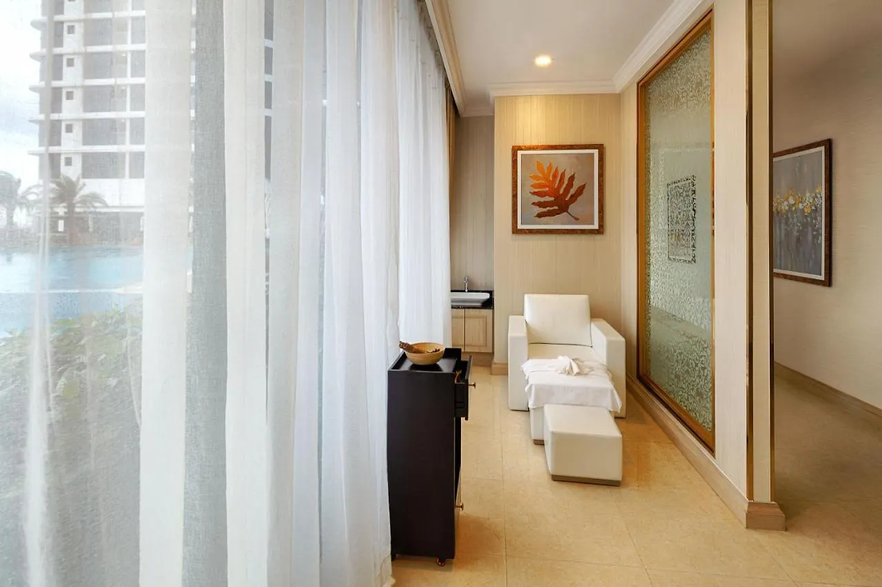 Hotel Melia Vinpearl Nha Trang Empire